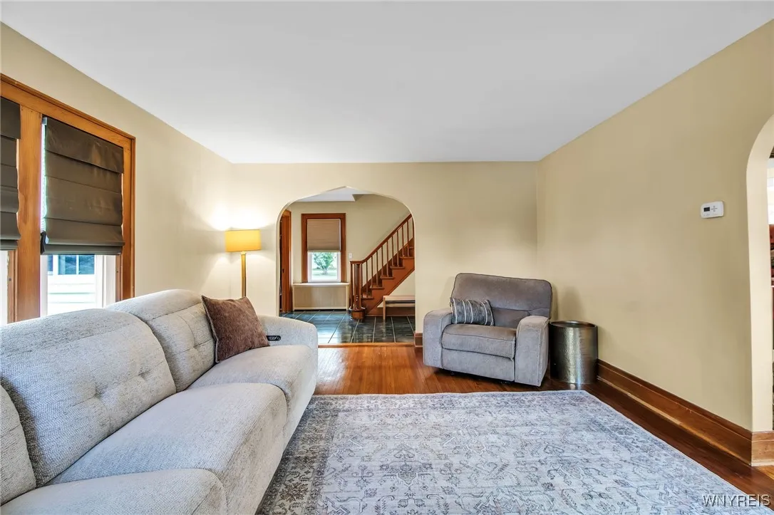 7196 Ward Road, Wheatfield, New York 14120, Wheatfield, New York 14120, 3 Bedrooms Bedrooms, 10 Rooms Rooms,1 BathroomBathrooms,Residential,For Sale,7196 Ward Road, Wheatfield, New York 14120,B1633608