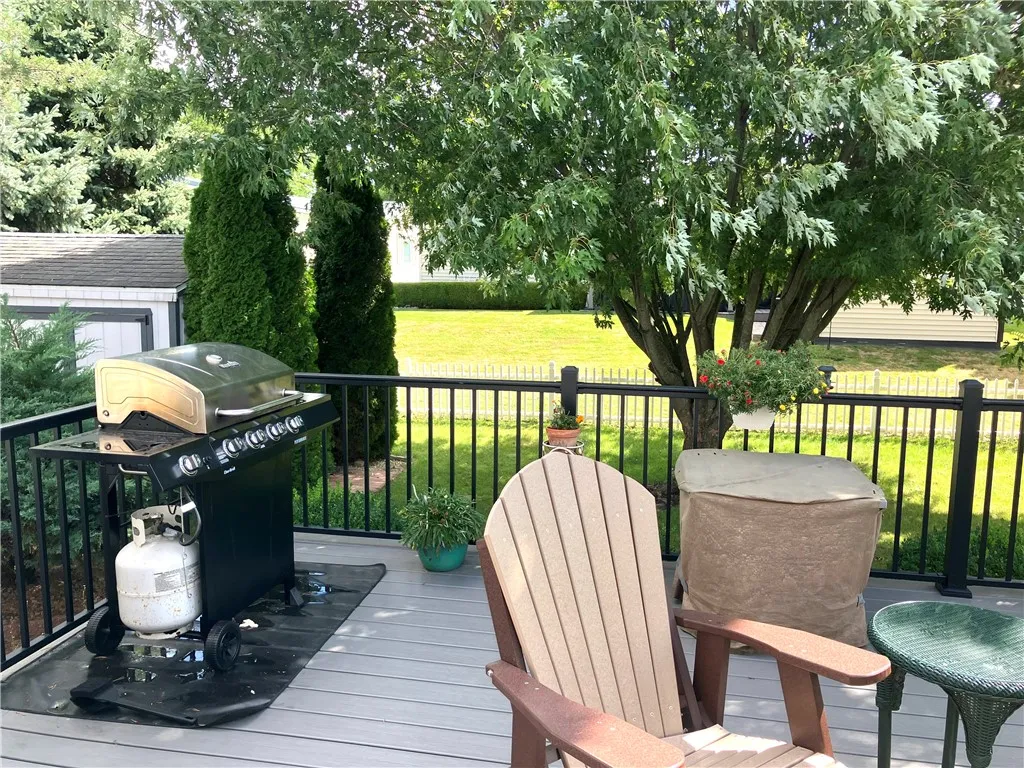 6381 Roberts Drive, Victor, New York 14564, Victor, New York 14564, 4 Bedrooms Bedrooms, 7 Rooms Rooms,2 BathroomsBathrooms,Residential,For Sale,6381 Roberts Drive, Victor, New York 14564,R1633688