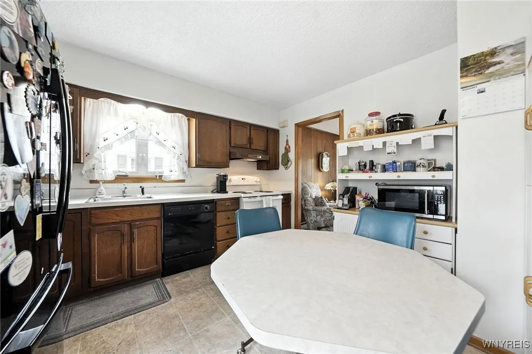 264 Willowbend Road, Tonawanda, New York 14150, Tonawanda, New York 14150, 3 Bedrooms Bedrooms, 8 Rooms Rooms,1 BathroomBathrooms,Residential,For Sale,264 Willowbend Road, Tonawanda, New York 14150,0,B1631594