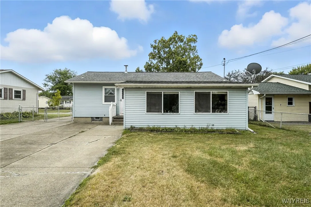 264 Willowbend Road, Tonawanda, New York 14150, Tonawanda, New York 14150, 3 Bedrooms Bedrooms, 8 Rooms Rooms,1 BathroomBathrooms,Residential,For Sale,264 Willowbend Road, Tonawanda, New York 14150,0,B1631594