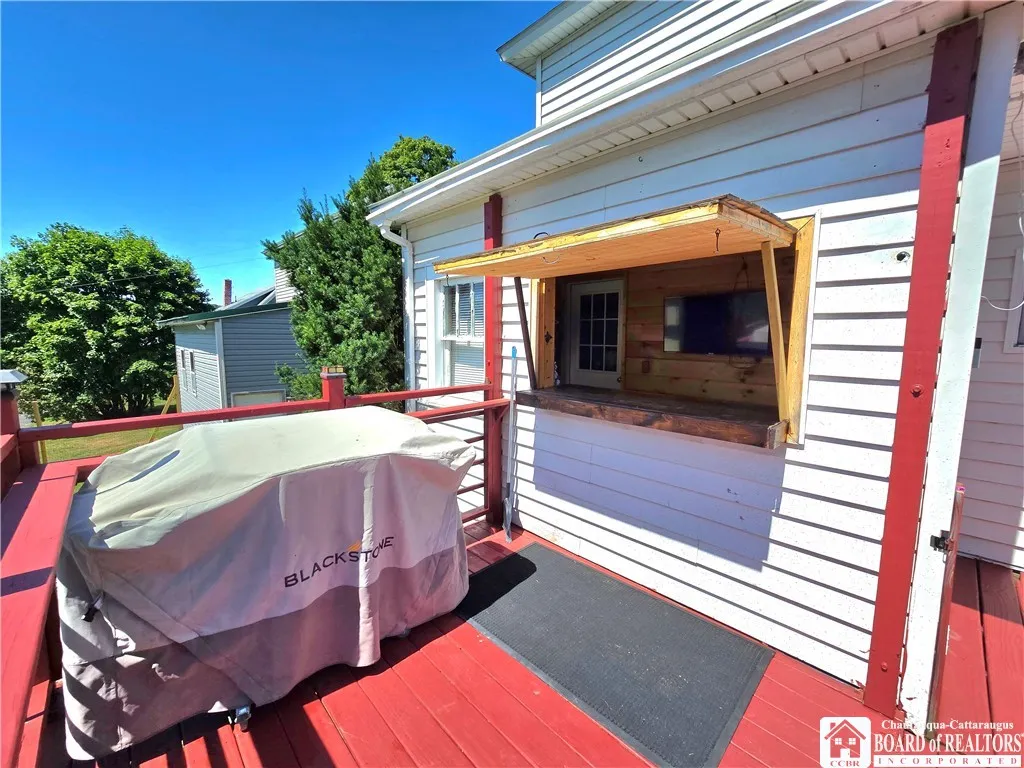 10 King Street, Eldred, Pennsylvania 16731, Eldred, Pennsylvania 16731, 3 Bedrooms Bedrooms, 9 Rooms Rooms,2 BathroomsBathrooms,Residential,For Sale,10 King Street, Eldred, Pennsylvania 16731,0,R1631899