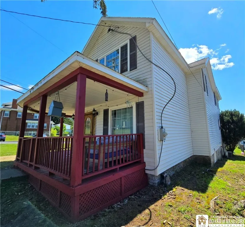 10 King Street, Eldred, Pennsylvania 16731, Eldred, Pennsylvania 16731, 3 Bedrooms Bedrooms, 9 Rooms Rooms,2 BathroomsBathrooms,Residential,For Sale,10 King Street, Eldred, Pennsylvania 16731,0,R1631899