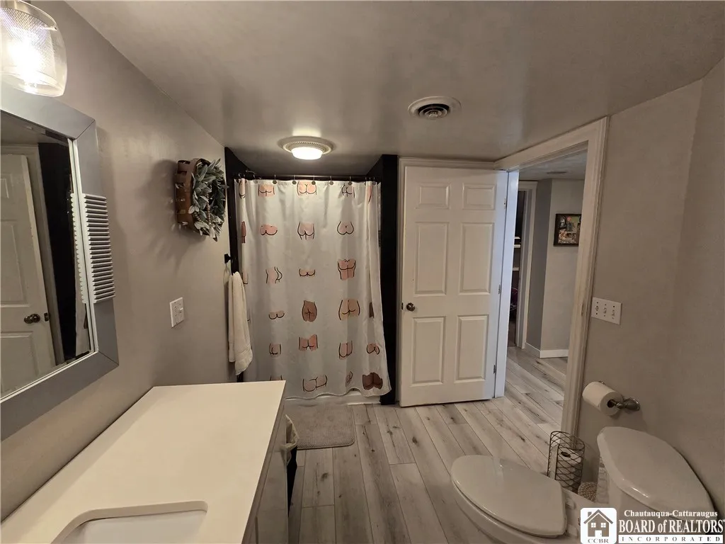 10 King Street, Eldred, Pennsylvania 16731, Eldred, Pennsylvania 16731, 3 Bedrooms Bedrooms, 9 Rooms Rooms,2 BathroomsBathrooms,Residential,For Sale,10 King Street, Eldred, Pennsylvania 16731,0,R1631899
