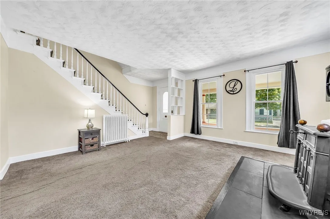 294 Broad Street, Tonawanda, New York 14150, Tonawanda, New York 14150, 4 Bedrooms Bedrooms, 8 Rooms Rooms,2 BathroomsBathrooms,Residential,For Sale,294 Broad Street, Tonawanda, New York 14150,0,B1633145