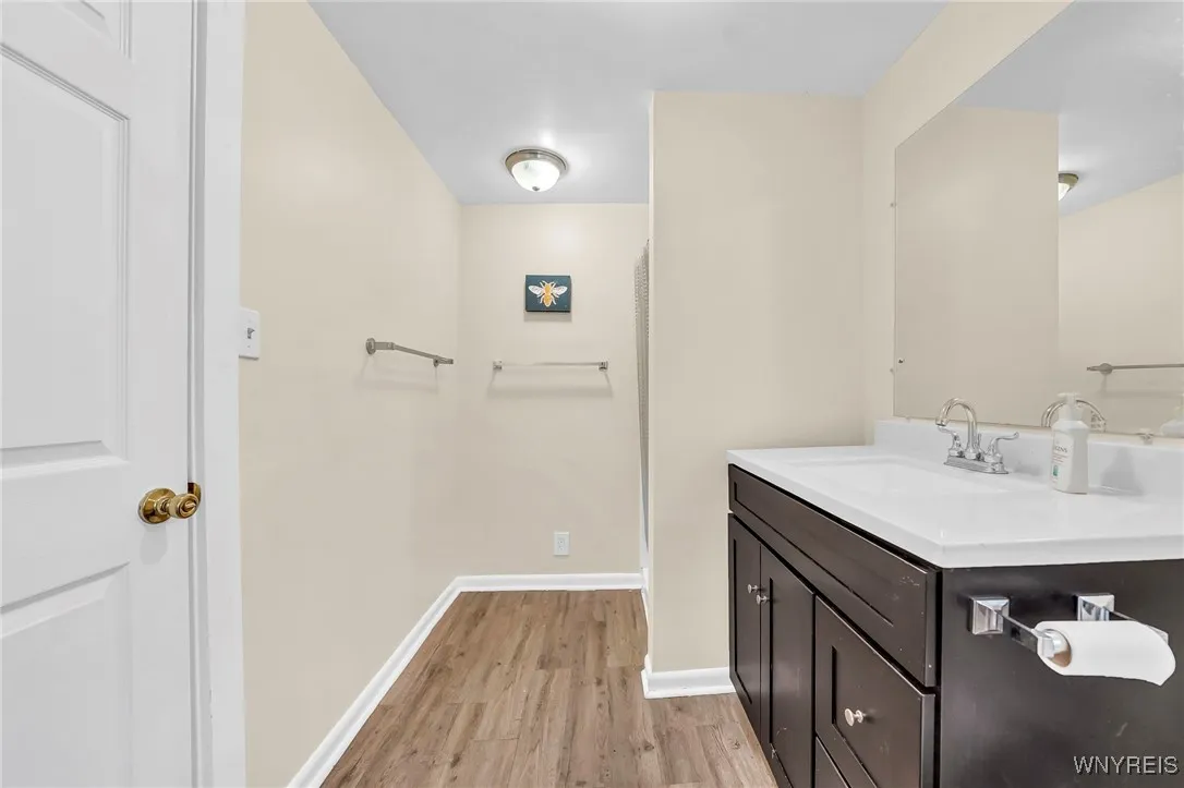 294 Broad Street, Tonawanda, New York 14150, Tonawanda, New York 14150, 4 Bedrooms Bedrooms, 8 Rooms Rooms,2 BathroomsBathrooms,Residential,For Sale,294 Broad Street, Tonawanda, New York 14150,0,B1633145