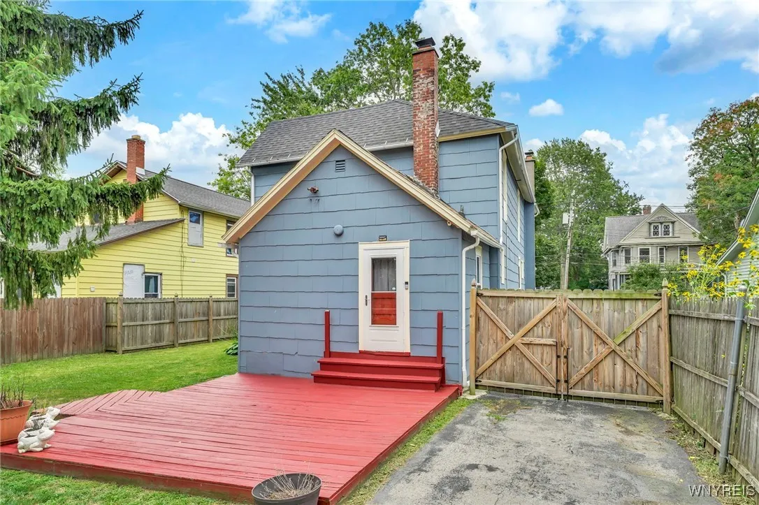 294 Broad Street, Tonawanda, New York 14150, Tonawanda, New York 14150, 4 Bedrooms Bedrooms, 8 Rooms Rooms,2 BathroomsBathrooms,Residential,For Sale,294 Broad Street, Tonawanda, New York 14150,0,B1633145