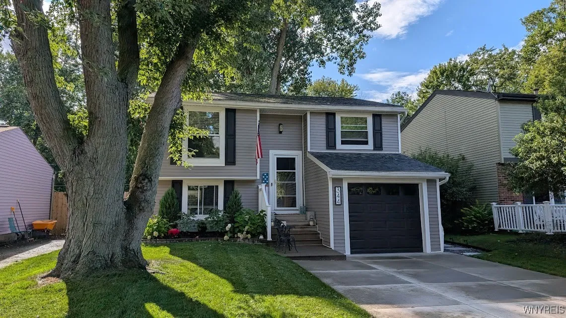 344 Denrose Drive, Amherst, New York 14228, Amherst, New York 14228, 3 Bedrooms Bedrooms, 6 Rooms Rooms,1 BathroomBathrooms,Residential,For Sale,344 Denrose Drive, Amherst, New York 14228,0,B1633694