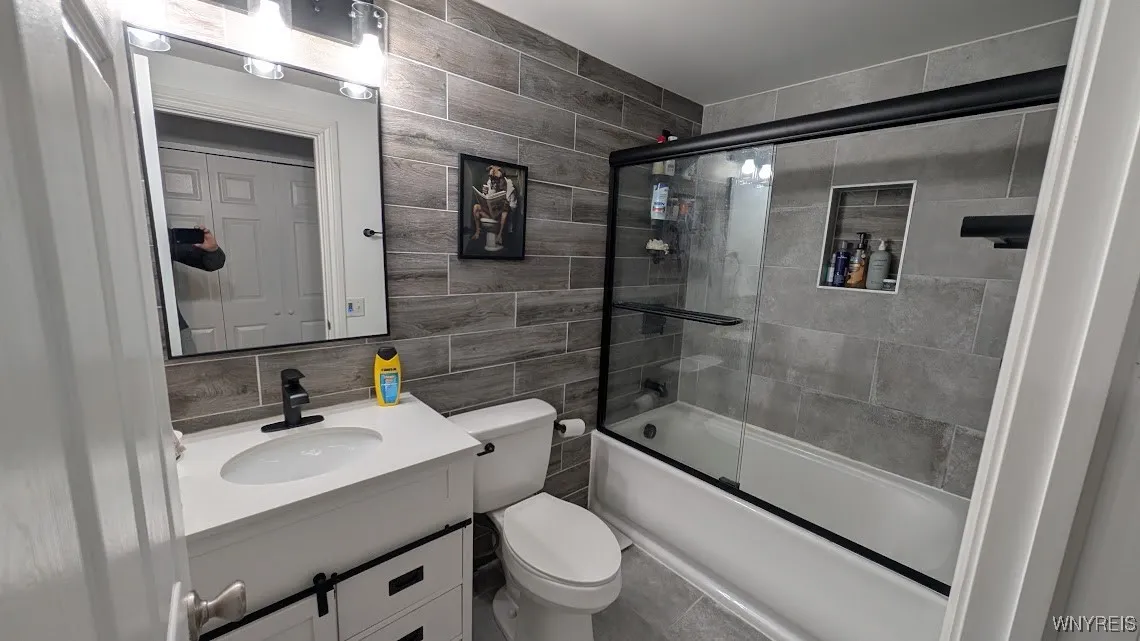 344 Denrose Drive, Amherst, New York 14228, Amherst, New York 14228, 3 Bedrooms Bedrooms, 6 Rooms Rooms,1 BathroomBathrooms,Residential,For Sale,344 Denrose Drive, Amherst, New York 14228,0,B1633694