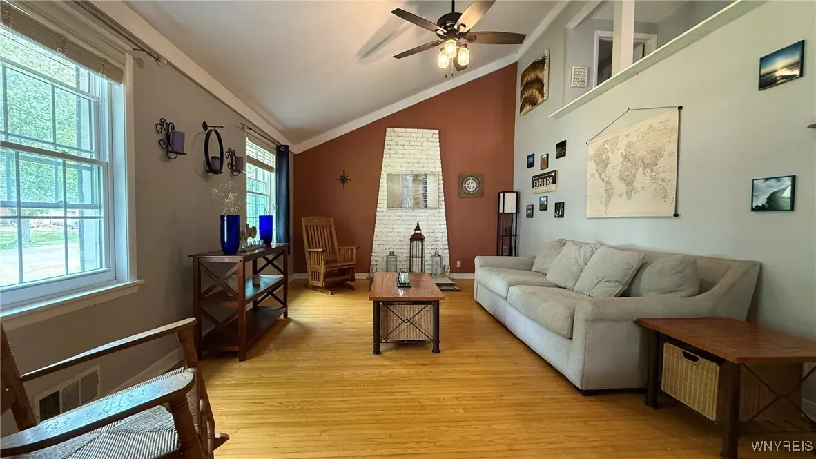 140 Parkledge Drive, Amherst, New York 14226, Amherst, New York 14226, 5 Bedrooms Bedrooms, 10 Rooms Rooms,2 BathroomsBathrooms,Residential,For Sale,140 Parkledge Drive, Amherst, New York 14226,B1632646