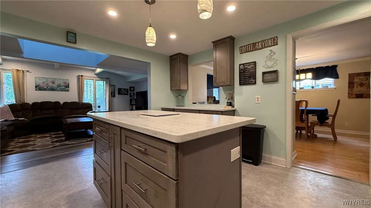 140 Parkledge Drive, Amherst, New York 14226, Amherst, New York 14226, 5 Bedrooms Bedrooms, 10 Rooms Rooms,2 BathroomsBathrooms,Residential,For Sale,140 Parkledge Drive, Amherst, New York 14226,B1632646