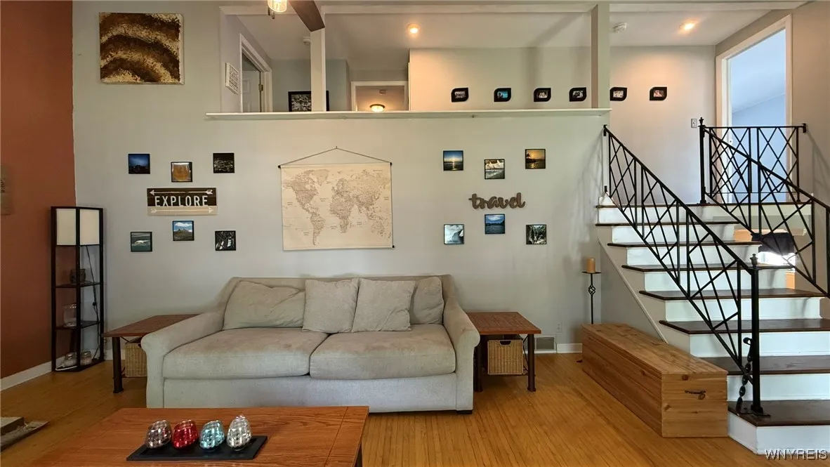 140 Parkledge Drive, Amherst, New York 14226, Amherst, New York 14226, 5 Bedrooms Bedrooms, 10 Rooms Rooms,2 BathroomsBathrooms,Residential,For Sale,140 Parkledge Drive, Amherst, New York 14226,B1632646
