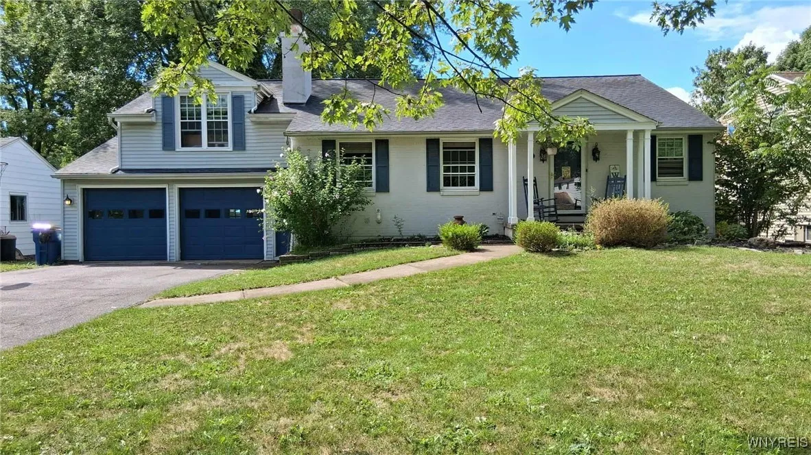 140 Parkledge Drive, Amherst, New York 14226, Amherst, New York 14226, 5 Bedrooms Bedrooms, 10 Rooms Rooms,2 BathroomsBathrooms,Residential,For Sale,140 Parkledge Drive, Amherst, New York 14226,B1632646