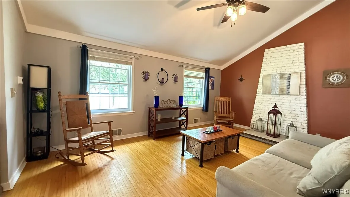 140 Parkledge Drive, Amherst, New York 14226, Amherst, New York 14226, 5 Bedrooms Bedrooms, 10 Rooms Rooms,2 BathroomsBathrooms,Residential,For Sale,140 Parkledge Drive, Amherst, New York 14226,B1632646