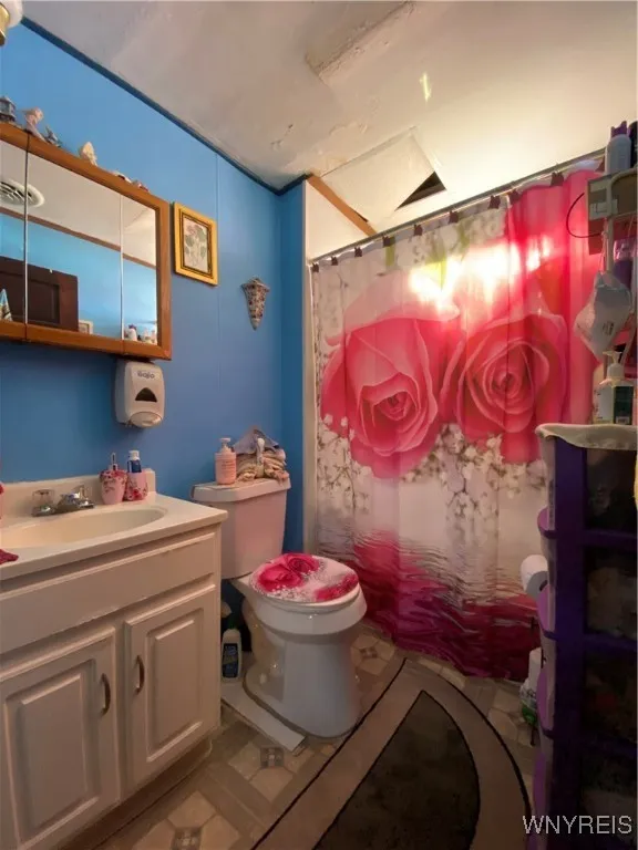 1776 Clinton Street, Buffalo, New York 14206, Buffalo, New York 14206, 8 Bedrooms Bedrooms, ,3 BathroomsBathrooms,Residential,For Sale,1776 Clinton Street, Buffalo, New York 14206,0,B1633432