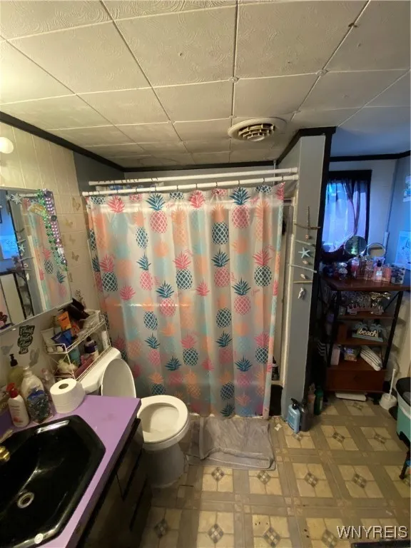 1776 Clinton Street, Buffalo, New York 14206, Buffalo, New York 14206, 8 Bedrooms Bedrooms, ,3 BathroomsBathrooms,Residential,For Sale,1776 Clinton Street, Buffalo, New York 14206,0,B1633432