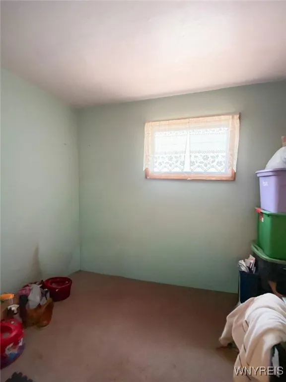 41 Weiss Street, Buffalo, New York 14206, Buffalo, New York 14206, 6 Bedrooms Bedrooms, ,2 BathroomsBathrooms,Residential,For Sale,41 Weiss Street, Buffalo, New York 14206,B1633513