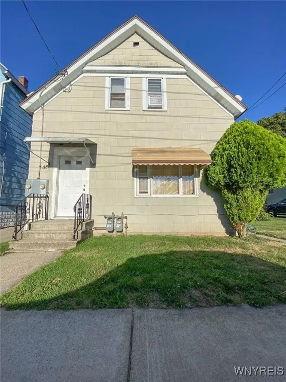 41 Weiss Street, Buffalo, New York 14206, Buffalo, New York 14206, 6 Bedrooms Bedrooms, ,2 BathroomsBathrooms,Residential,For Sale,41 Weiss Street, Buffalo, New York 14206,B1633513