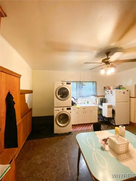 41 Weiss Street, Buffalo, New York 14206, Buffalo, New York 14206, 6 Bedrooms Bedrooms, ,2 BathroomsBathrooms,Residential,For Sale,41 Weiss Street, Buffalo, New York 14206,B1633513