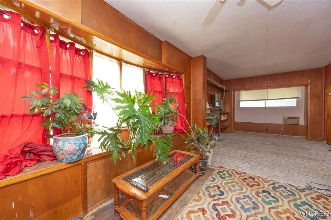65 Goembel Avenue, Buffalo, New York 14211, Buffalo, New York 14211, 5 Bedrooms Bedrooms, ,2 BathroomsBathrooms,Residential,For Sale,65 Goembel Avenue, Buffalo, New York 14211,B1633538