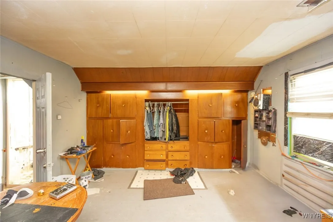 65 Goembel Avenue, Buffalo, New York 14211, Buffalo, New York 14211, 5 Bedrooms Bedrooms, ,2 BathroomsBathrooms,Residential,For Sale,65 Goembel Avenue, Buffalo, New York 14211,B1633538