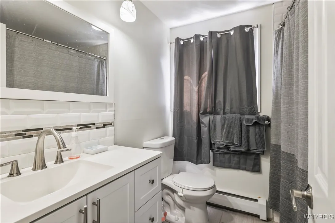 Lower Unit Bathroom