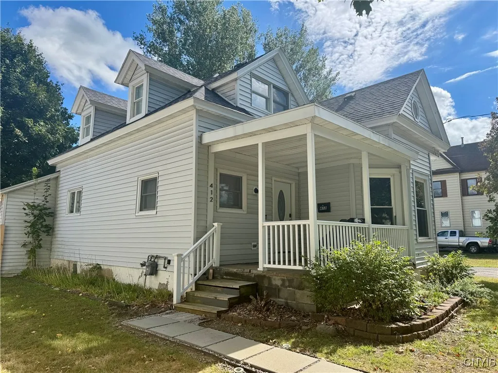 412 Pawling Street, Watertown City, New York 13601, Watertown City, New York 13601, 3 Bedrooms Bedrooms, 6 Rooms Rooms,1 BathroomBathrooms,Residential,For Sale,412 Pawling Street, Watertown City, New York 13601,0,S1633385