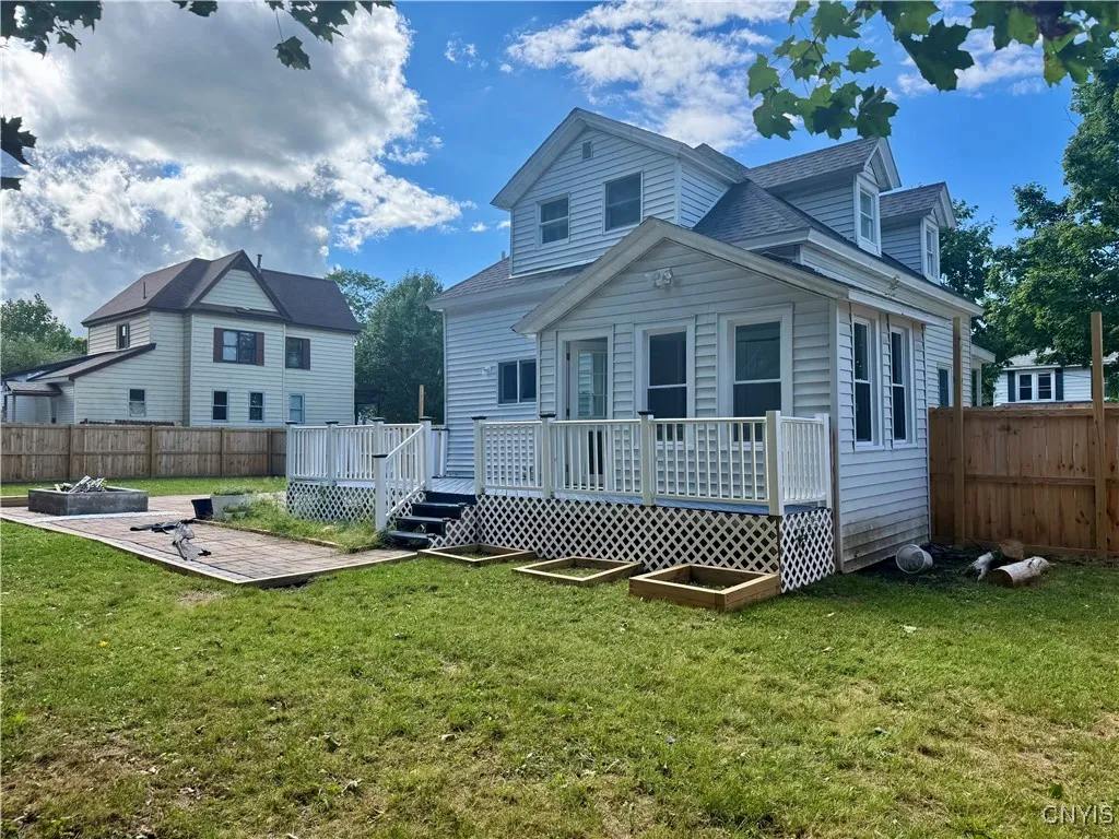 412 Pawling Street, Watertown City, New York 13601, Watertown City, New York 13601, 3 Bedrooms Bedrooms, 6 Rooms Rooms,1 BathroomBathrooms,Residential,For Sale,412 Pawling Street, Watertown City, New York 13601,0,S1633385