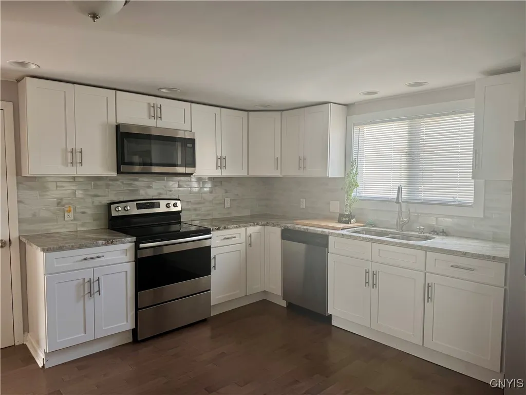 412 Pawling Street, Watertown City, New York 13601, Watertown City, New York 13601, 3 Bedrooms Bedrooms, 6 Rooms Rooms,1 BathroomBathrooms,Residential,For Sale,412 Pawling Street, Watertown City, New York 13601,0,S1633385