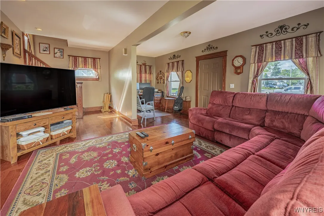 2731 West Avenue, Newfane, New York 14108, Newfane, New York 14108, 3 Bedrooms Bedrooms, 6 Rooms Rooms,1 BathroomBathrooms,Residential,For Sale,2731 West Avenue, Newfane, New York 14108,0,B1633628