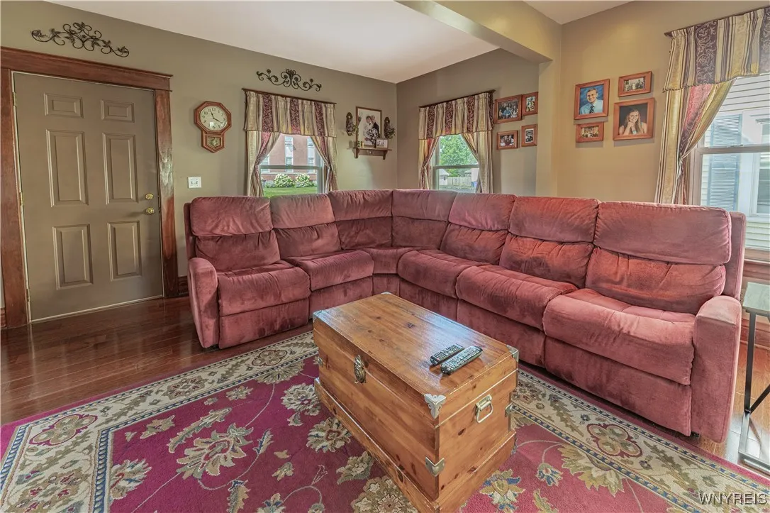 2731 West Avenue, Newfane, New York 14108, Newfane, New York 14108, 3 Bedrooms Bedrooms, 6 Rooms Rooms,1 BathroomBathrooms,Residential,For Sale,2731 West Avenue, Newfane, New York 14108,0,B1633628