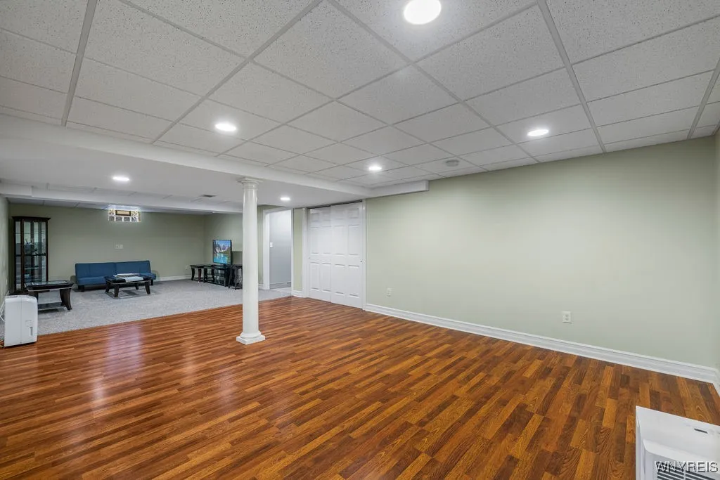 70 Briarwood Ln, Grand Island, New York 14072, Grand Island, New York 14072, 5 Bedrooms Bedrooms, 12 Rooms Rooms,3 BathroomsBathrooms,Residential,For Sale,70 Briarwood Ln, Grand Island, New York 14072,0,B1633095
