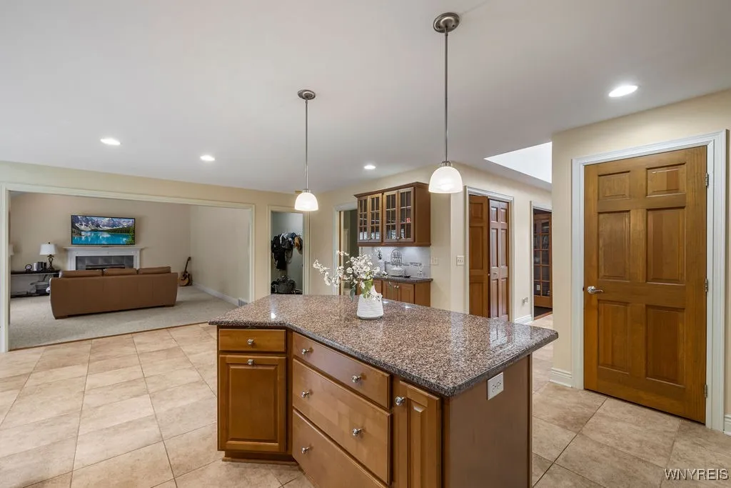 70 Briarwood Ln, Grand Island, New York 14072, Grand Island, New York 14072, 5 Bedrooms Bedrooms, 12 Rooms Rooms,3 BathroomsBathrooms,Residential,For Sale,70 Briarwood Ln, Grand Island, New York 14072,0,B1633095