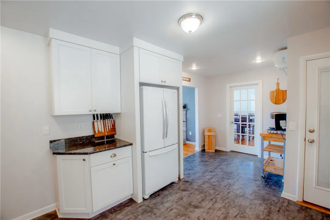 16353 West Lake Road, Pulteney, New York 14418, Pulteney, New York 14418, 3 Bedrooms Bedrooms, 10 Rooms Rooms,2 BathroomsBathrooms,Residential,For Sale,16353 West Lake Road, Pulteney, New York 14418,0,R1633601