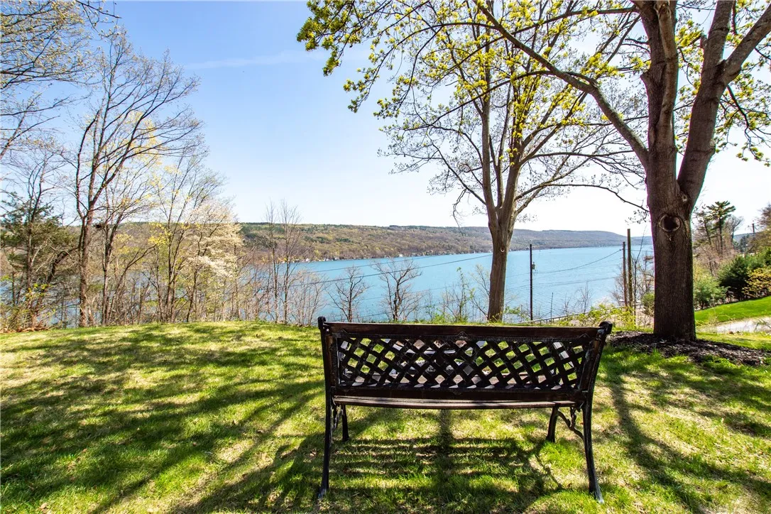 16353 West Lake Road, Pulteney, New York 14418, Pulteney, New York 14418, 3 Bedrooms Bedrooms, 10 Rooms Rooms,2 BathroomsBathrooms,Residential,For Sale,16353 West Lake Road, Pulteney, New York 14418,0,R1633601