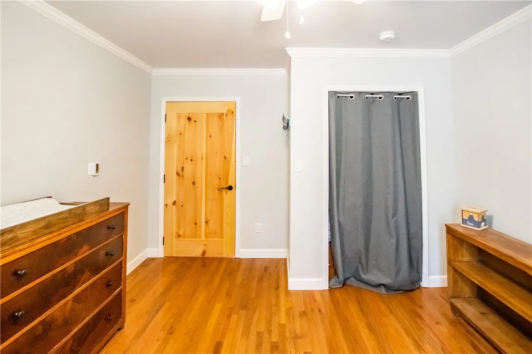 16353 West Lake Road, Pulteney, New York 14418, Pulteney, New York 14418, 3 Bedrooms Bedrooms, 10 Rooms Rooms,2 BathroomsBathrooms,Residential,For Sale,16353 West Lake Road, Pulteney, New York 14418,0,R1633601