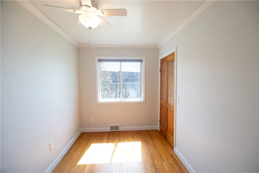 16353 West Lake Road, Pulteney, New York 14418, Pulteney, New York 14418, 3 Bedrooms Bedrooms, 10 Rooms Rooms,2 BathroomsBathrooms,Residential,For Sale,16353 West Lake Road, Pulteney, New York 14418,0,R1633601