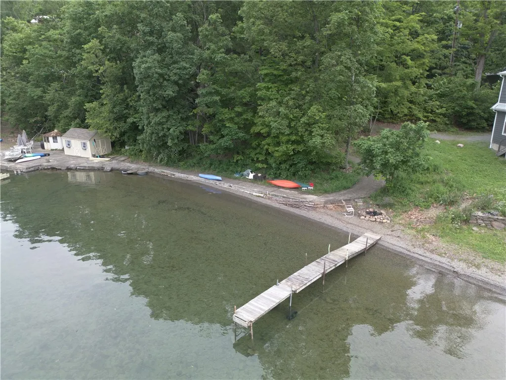 16353 West Lake Road, Pulteney, New York 14418, Pulteney, New York 14418, 3 Bedrooms Bedrooms, 10 Rooms Rooms,2 BathroomsBathrooms,Residential,For Sale,16353 West Lake Road, Pulteney, New York 14418,0,R1633601