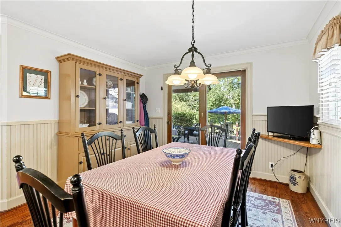 156 Highland Parkway, Tonawanda, New York 14223, Tonawanda, New York 14223, 3 Bedrooms Bedrooms, 10 Rooms Rooms,2 BathroomsBathrooms,Residential,For Sale,156 Highland Parkway, Tonawanda, New York 14223,0,B1633434