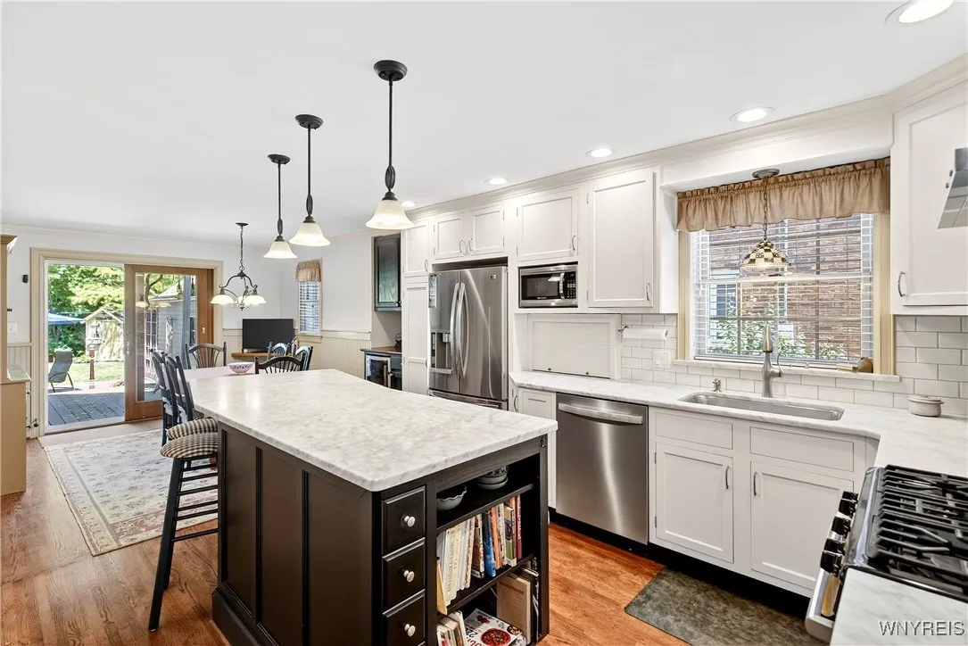 156 Highland Parkway, Tonawanda, New York 14223, Tonawanda, New York 14223, 3 Bedrooms Bedrooms, 10 Rooms Rooms,2 BathroomsBathrooms,Residential,For Sale,156 Highland Parkway, Tonawanda, New York 14223,0,B1633434