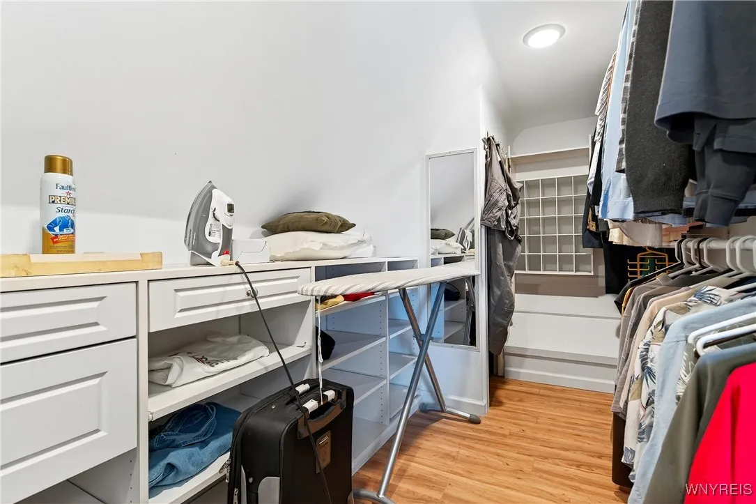 156 Highland Parkway, Tonawanda, New York 14223, Tonawanda, New York 14223, 3 Bedrooms Bedrooms, 10 Rooms Rooms,2 BathroomsBathrooms,Residential,For Sale,156 Highland Parkway, Tonawanda, New York 14223,0,B1633434