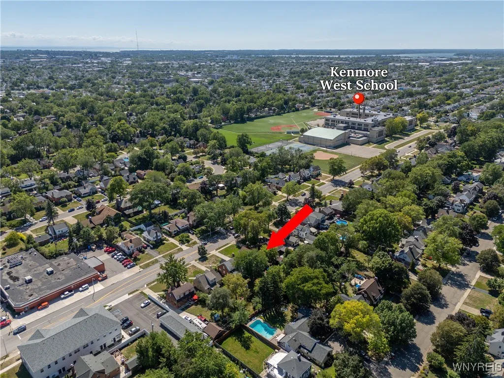 156 Highland Parkway, Tonawanda, New York 14223, Tonawanda, New York 14223, 3 Bedrooms Bedrooms, 10 Rooms Rooms,2 BathroomsBathrooms,Residential,For Sale,156 Highland Parkway, Tonawanda, New York 14223,0,B1633434