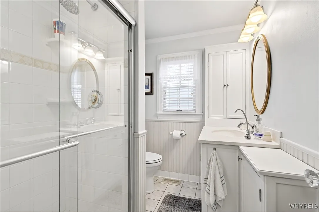 156 Highland Parkway, Tonawanda, New York 14223, Tonawanda, New York 14223, 3 Bedrooms Bedrooms, 10 Rooms Rooms,2 BathroomsBathrooms,Residential,For Sale,156 Highland Parkway, Tonawanda, New York 14223,0,B1633434