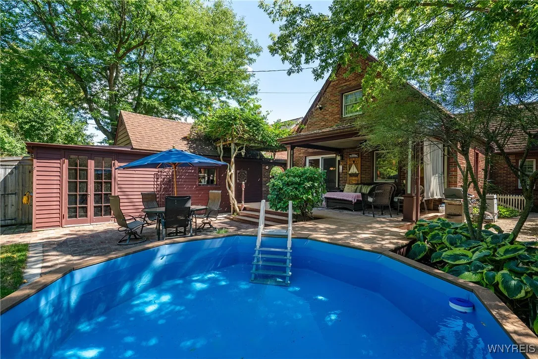 156 Highland Parkway, Tonawanda, New York 14223, Tonawanda, New York 14223, 3 Bedrooms Bedrooms, 10 Rooms Rooms,2 BathroomsBathrooms,Residential,For Sale,156 Highland Parkway, Tonawanda, New York 14223,0,B1633434
