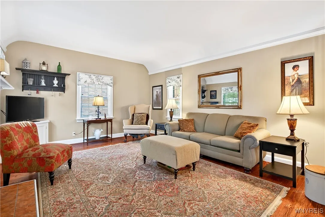156 Highland Parkway, Tonawanda, New York 14223, Tonawanda, New York 14223, 3 Bedrooms Bedrooms, 10 Rooms Rooms,2 BathroomsBathrooms,Residential,For Sale,156 Highland Parkway, Tonawanda, New York 14223,0,B1633434