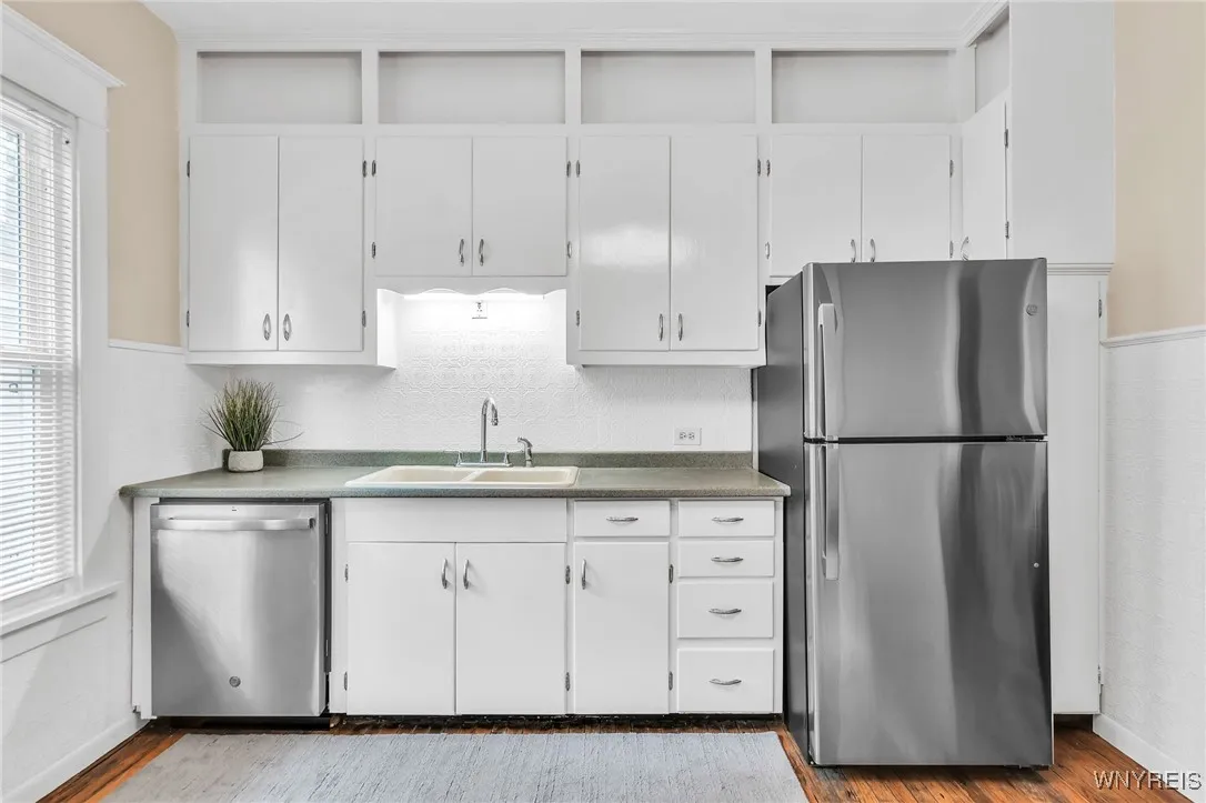 1384 Amherst Street, Buffalo, New York 14216, Buffalo, New York 14216, 2 Bedrooms Bedrooms, 5 Rooms Rooms,1 BathroomBathrooms,Residential Lease,For Rent,1384 Amherst Street, Buffalo, New York 14216,0,B1633117