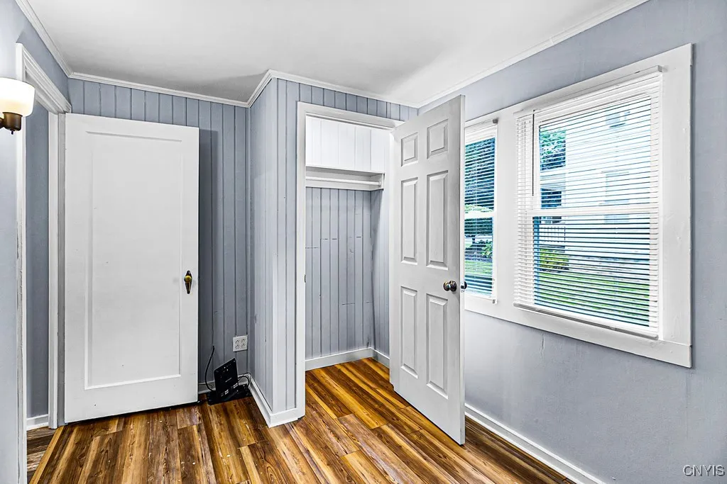 127 1/2 Oxford Road, New Hartford, New York 13413, New Hartford, New York 13413, 3 Bedrooms Bedrooms, 6 Rooms Rooms,1 BathroomBathrooms,Residential Lease,For Rent,127 1/2 Oxford Road, New Hartford, New York 13413,S1633614