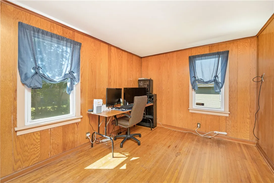 101 Walnut Park, Irondequoit, New York 14622, Irondequoit, New York 14622, 3 Bedrooms Bedrooms, 6 Rooms Rooms,1 BathroomBathrooms,Residential,For Sale,101 Walnut Park, Irondequoit, New York 14622,R1633070