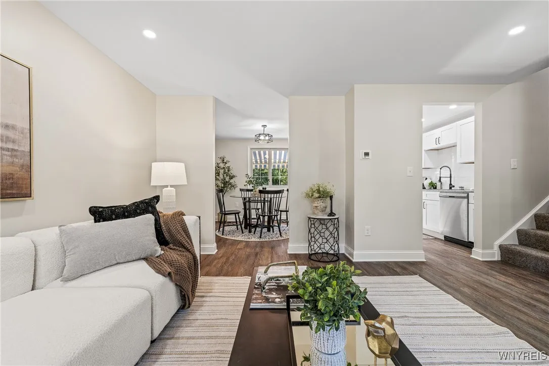 1540 Sundance, Hamburg, New York 14085, Hamburg, New York 14085, 3 Bedrooms Bedrooms, 6 Rooms Rooms,1 BathroomBathrooms,Residential,For Sale,1540 Sundance, Hamburg, New York 14085,B1632449