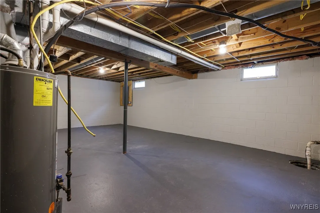 1540 Sundance, Hamburg, New York 14085, Hamburg, New York 14085, 3 Bedrooms Bedrooms, 6 Rooms Rooms,1 BathroomBathrooms,Residential,For Sale,1540 Sundance, Hamburg, New York 14085,B1632449