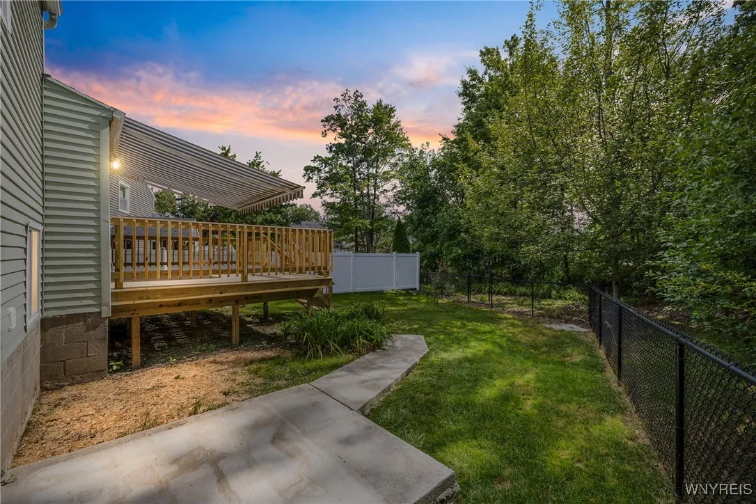 1540 Sundance, Hamburg, New York 14085, Hamburg, New York 14085, 3 Bedrooms Bedrooms, 6 Rooms Rooms,1 BathroomBathrooms,Residential,For Sale,1540 Sundance, Hamburg, New York 14085,B1632449